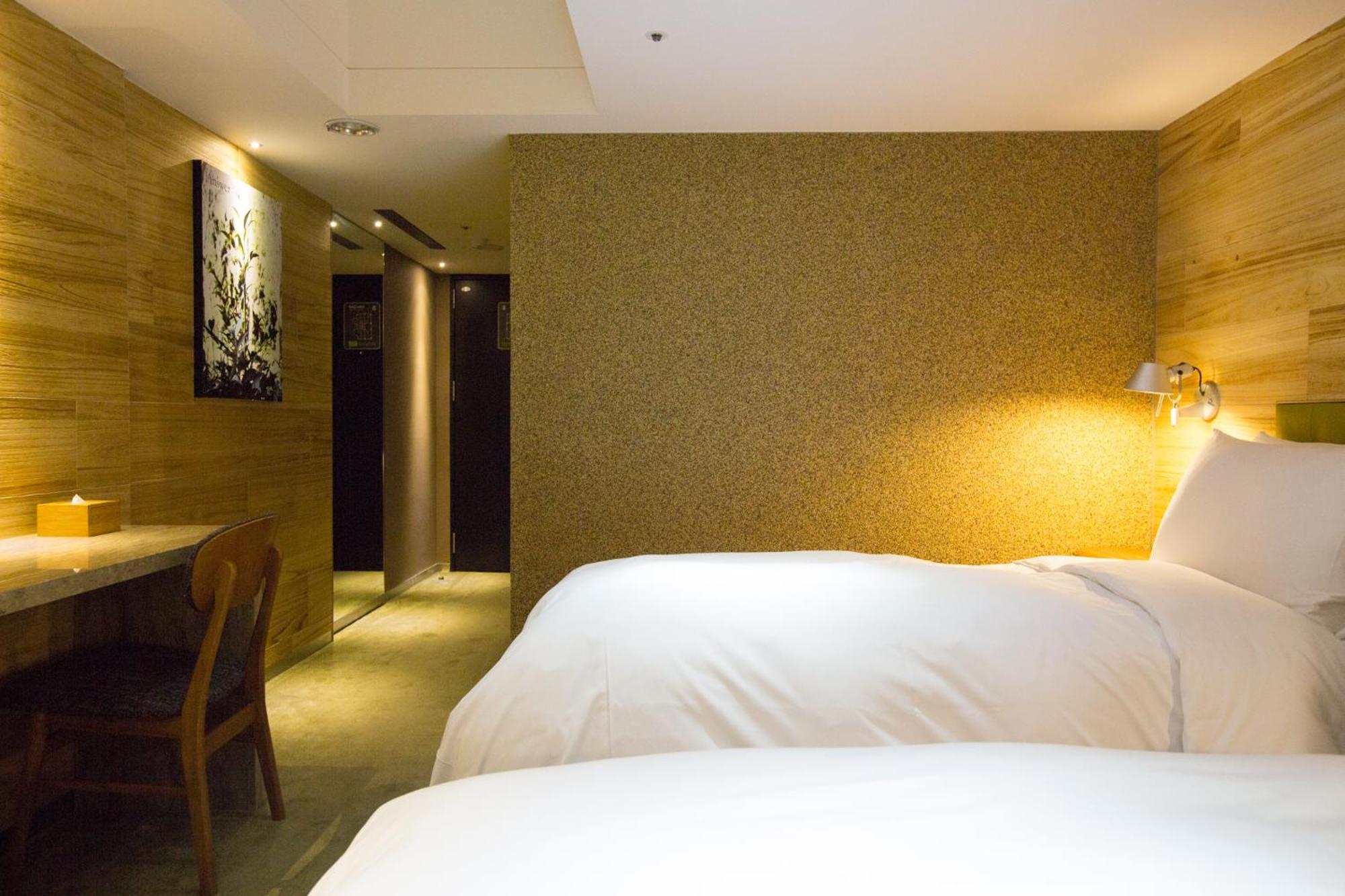 Inhouse Hotel Taichung Room photo
