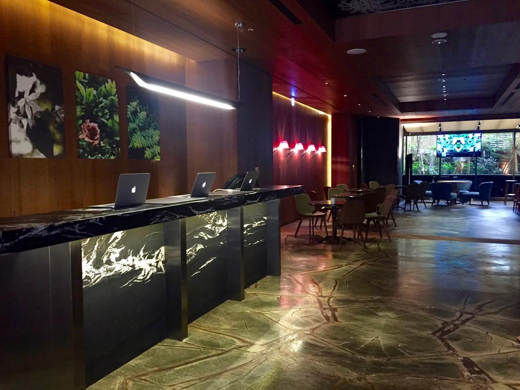 Inhouse Hotel Taichung Exterior photo