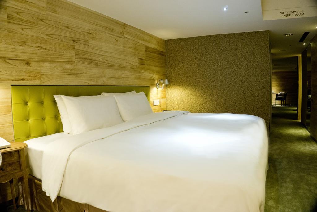 Inhouse Hotel Taichung Exterior photo