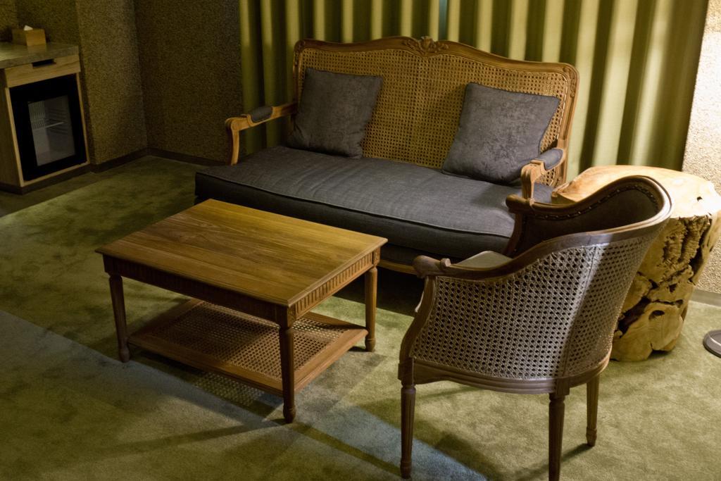 Inhouse Hotel Taichung Exterior photo