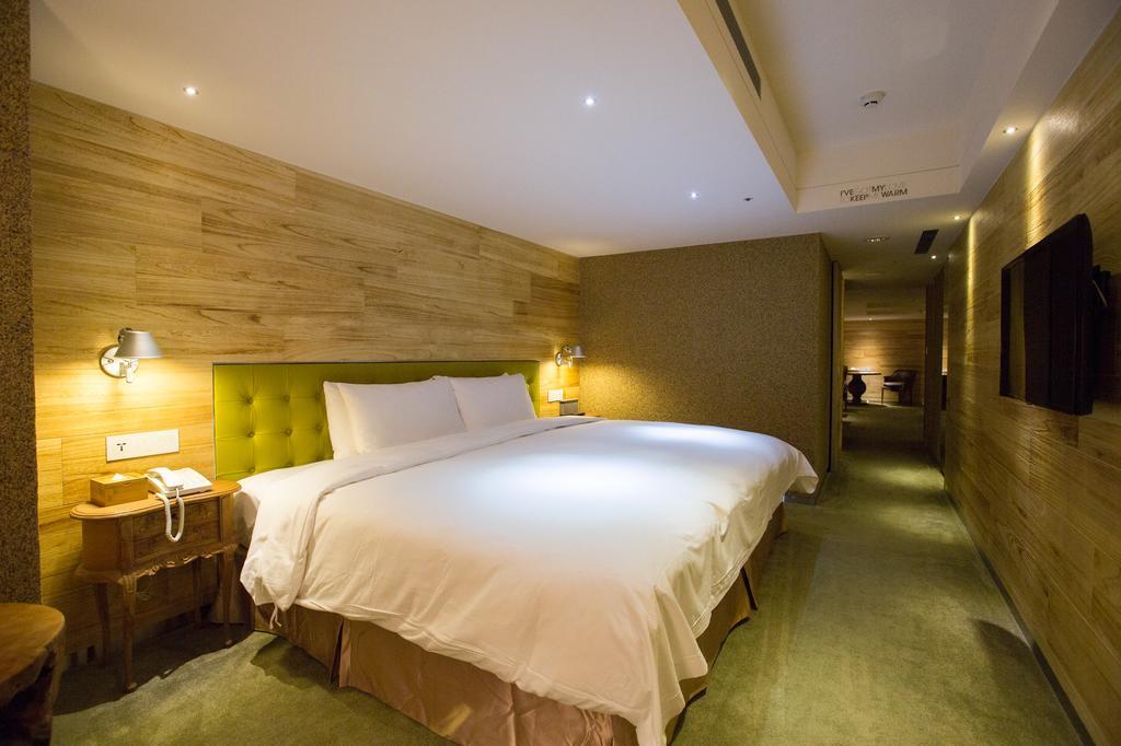 Inhouse Hotel Taichung Exterior photo