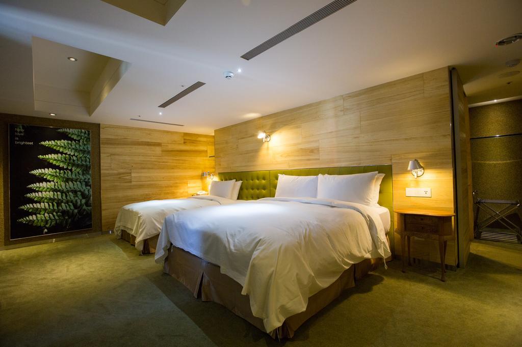 Inhouse Hotel Taichung Exterior photo