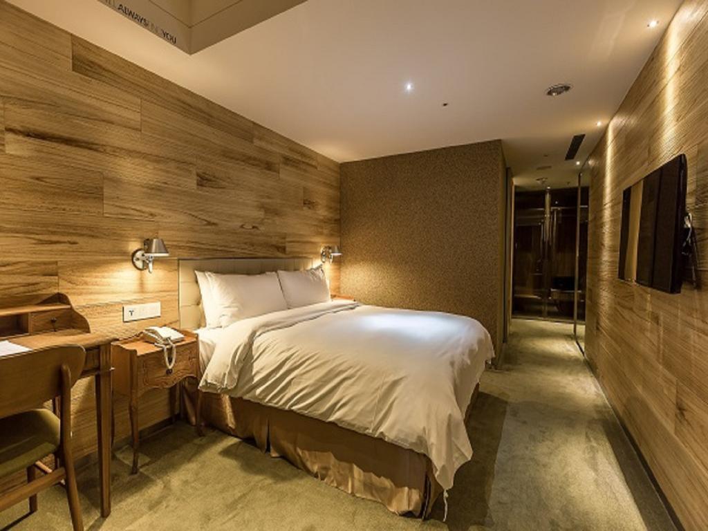 Inhouse Hotel Taichung Exterior photo